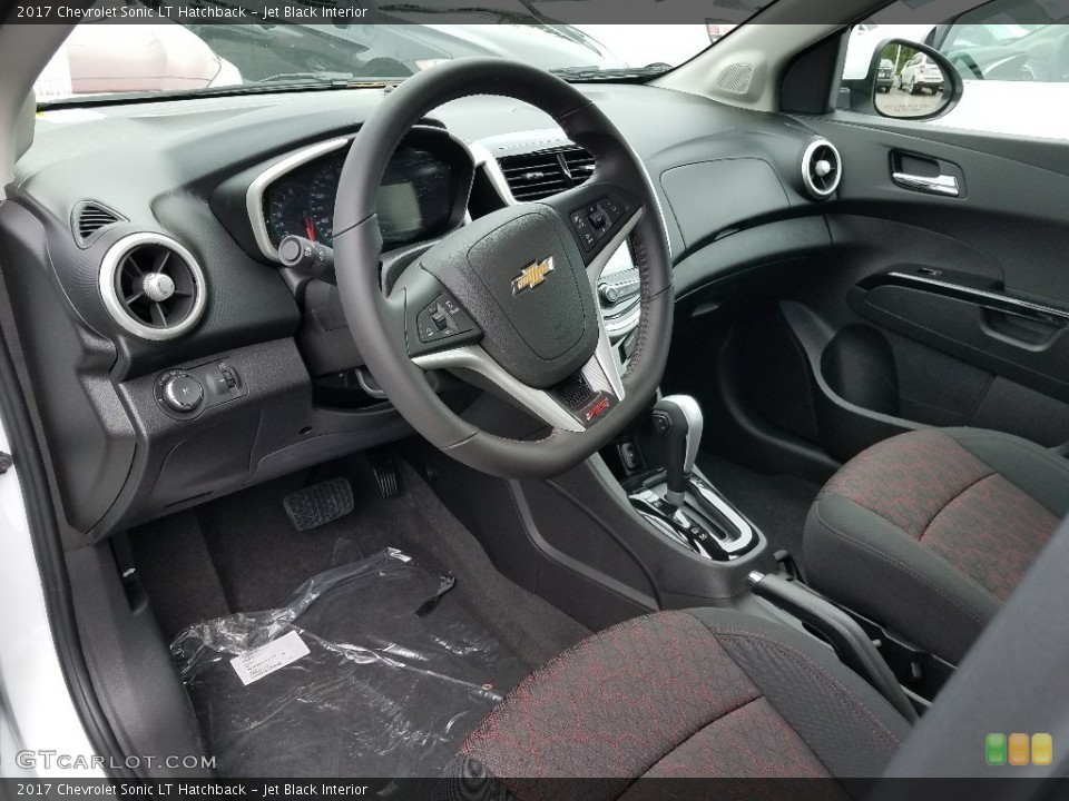 Jet Black Interior Photo for the 2017 Chevrolet Sonic LT Hatchback #120659235