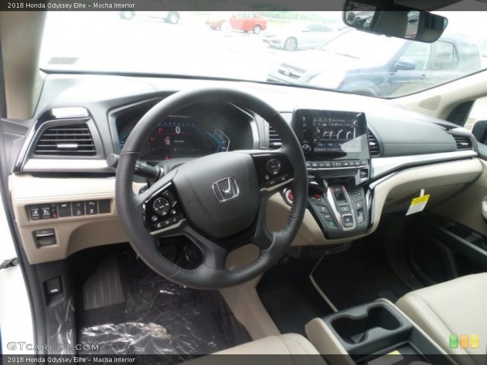 Mocha Interior Dashboard for the 2018 Honda Odyssey Elite #120681191