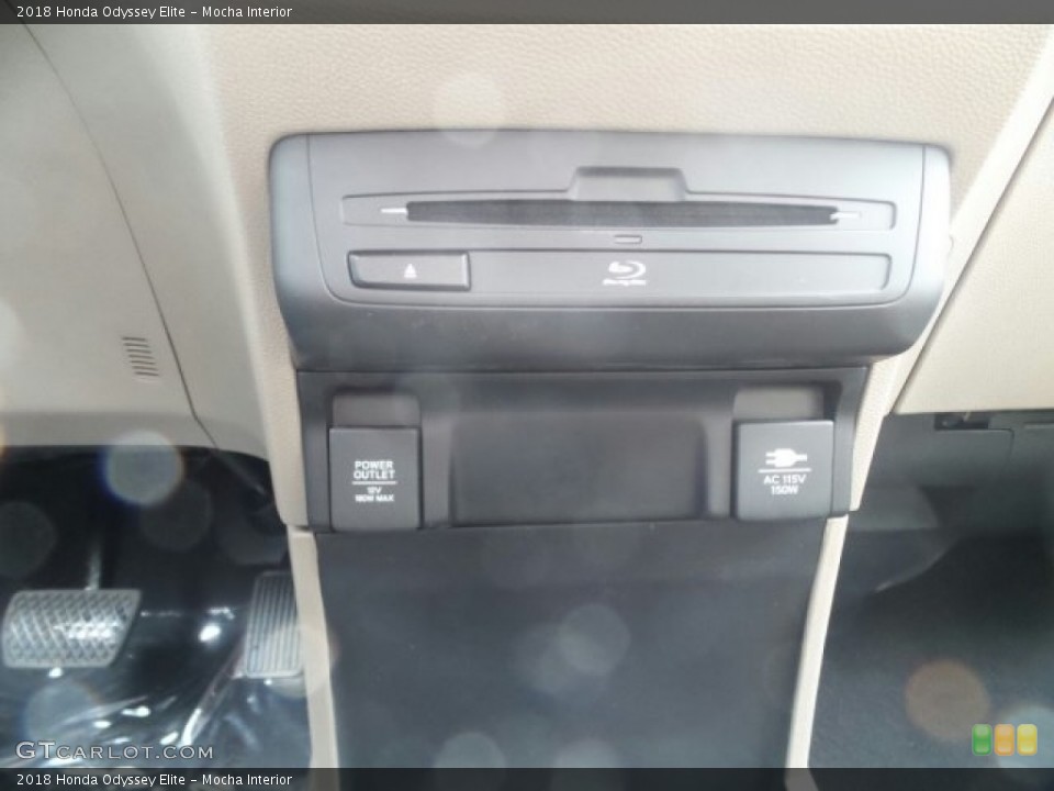 Mocha Interior Entertainment System for the 2018 Honda Odyssey Elite #120681353