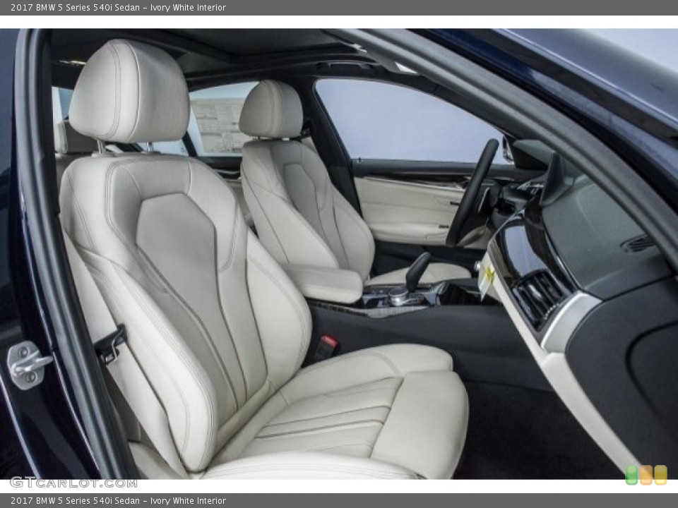 Ivory White Interior Photo for the 2017 BMW 5 Series 540i Sedan #120721661