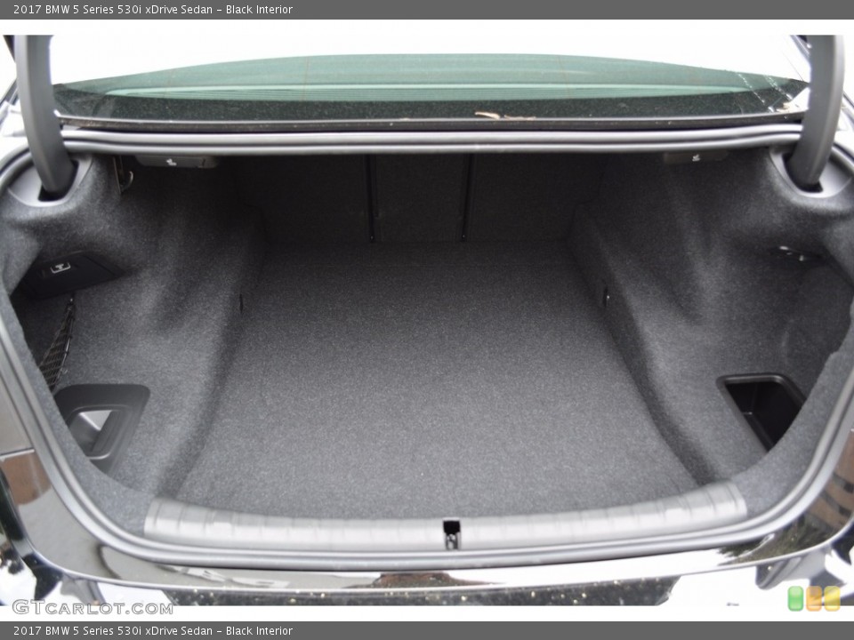 Black Interior Trunk for the 2017 BMW 5 Series 530i xDrive Sedan #120770542