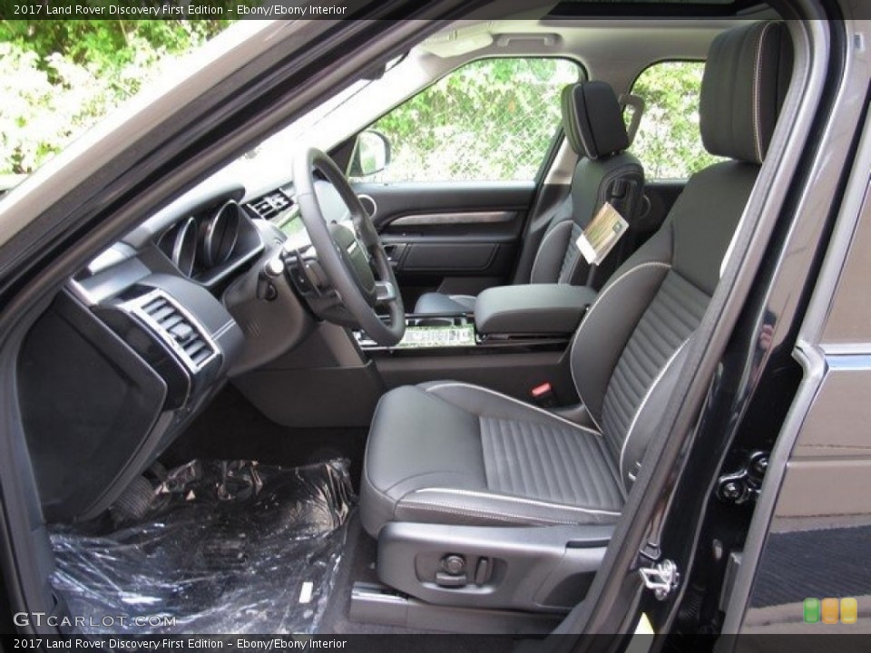 Ebony/Ebony Interior Photo for the 2017 Land Rover Discovery First Edition #120868529