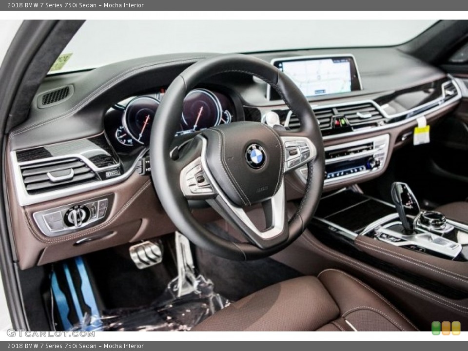 Mocha Interior Dashboard for the 2018 BMW 7 Series 750i Sedan #120884981