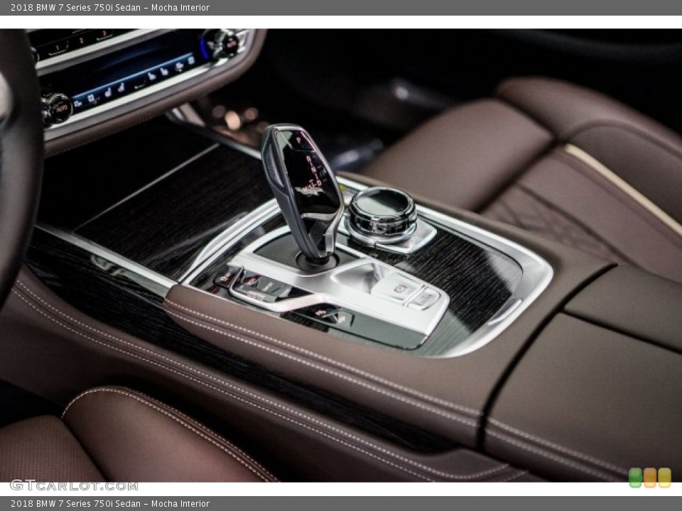 Mocha Interior Transmission for the 2018 BMW 7 Series 750i Sedan #120885026