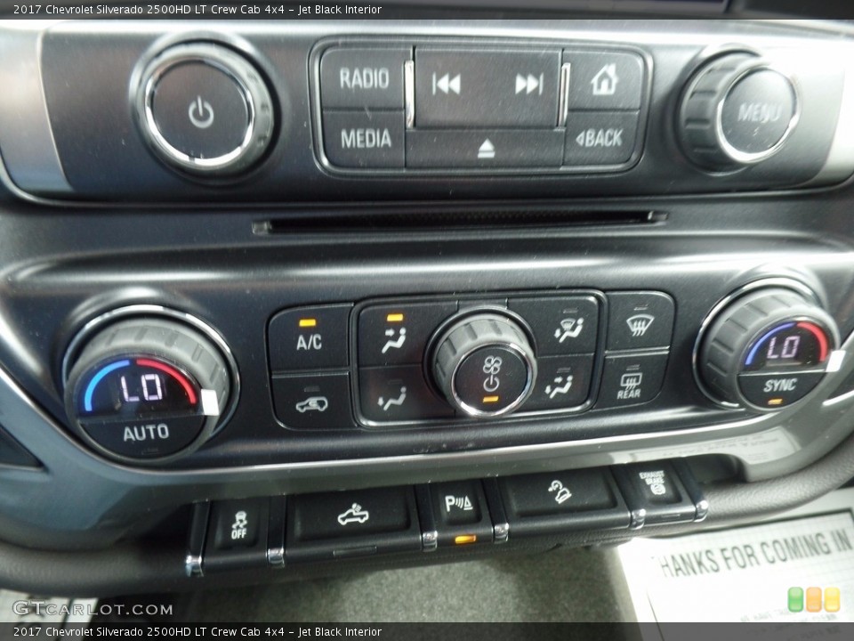 Jet Black Interior Controls for the 2017 Chevrolet Silverado 2500HD LT Crew Cab 4x4 #120898232
