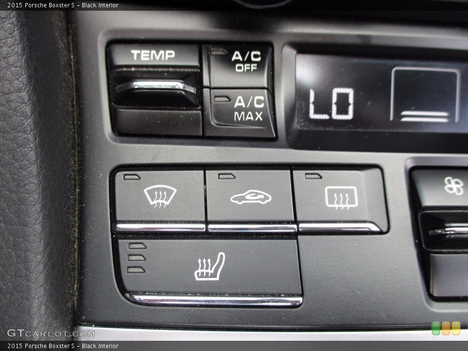 Black Interior Controls for the 2015 Porsche Boxster S #120918610