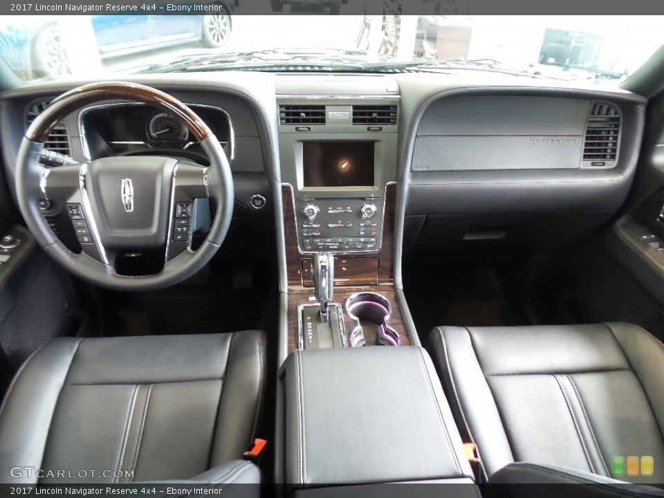 Ebony Interior Dashboard for the 2017 Lincoln Navigator Reserve 4x4 #120924316