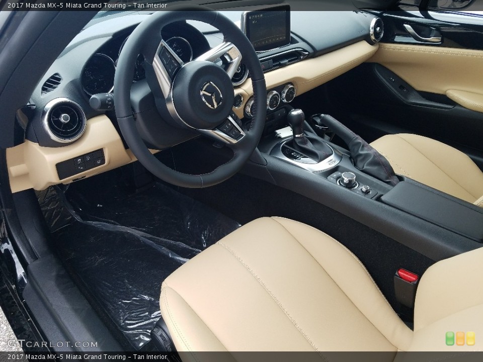 Tan Interior Photo for the 2017 Mazda MX-5 Miata Grand Touring #120939790