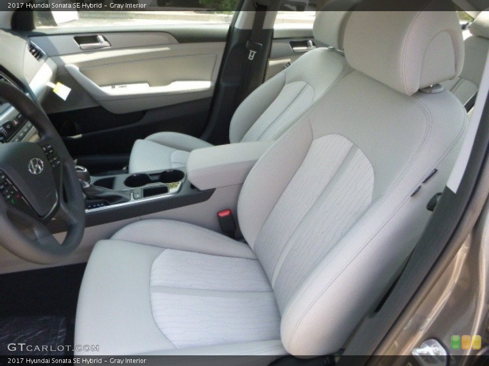 Gray Interior Photo for the 2017 Hyundai Sonata SE Hybrid #121002108