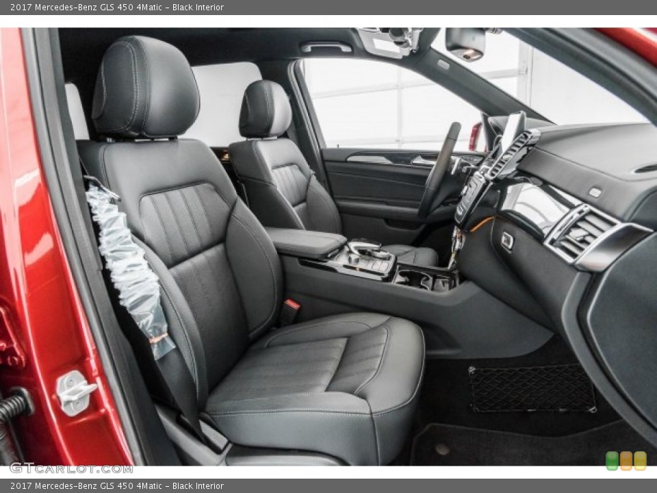 Black Interior Photo for the 2017 Mercedes-Benz GLS 450 4Matic #121015716