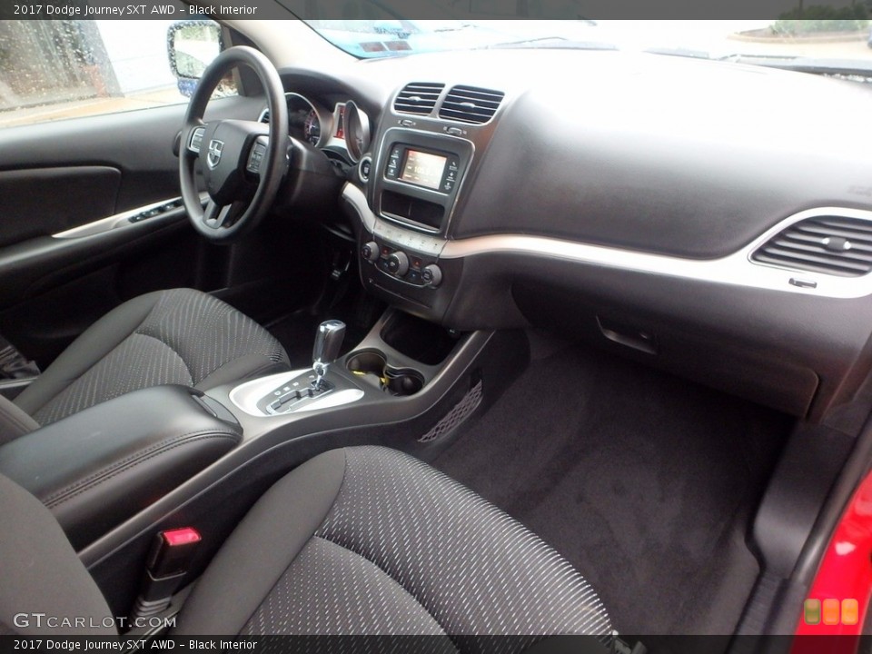 Black Interior Photo for the 2017 Dodge Journey SXT AWD #121139520