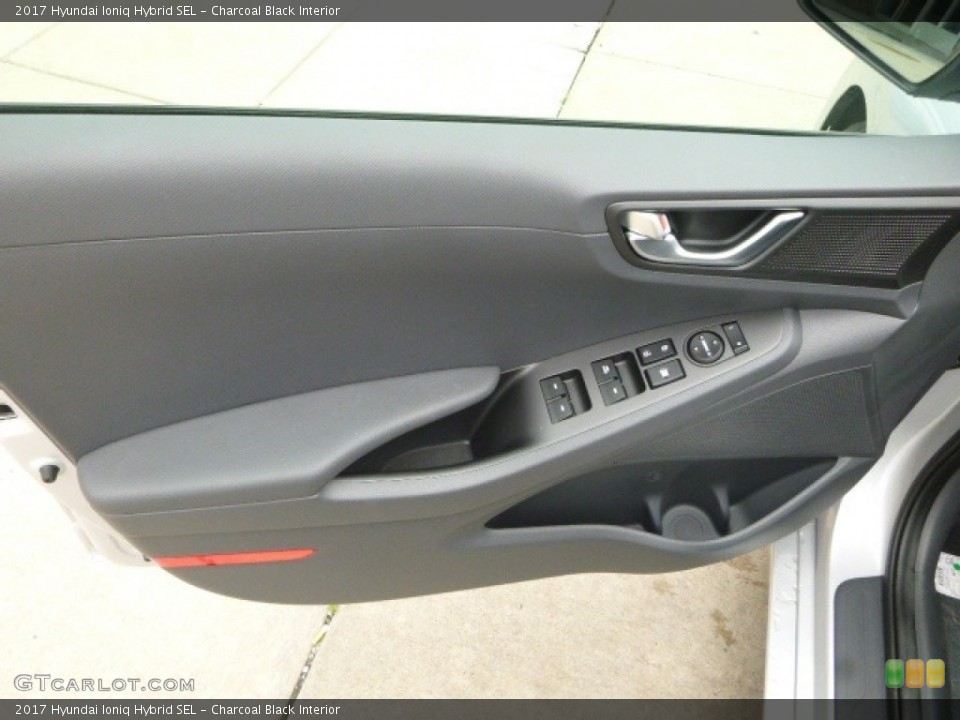 Charcoal Black Interior Door Panel for the 2017 Hyundai Ioniq Hybrid SEL #121145449