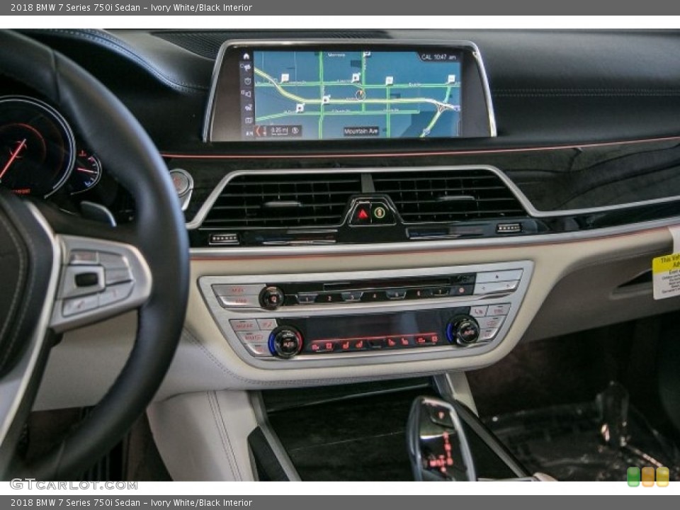 Ivory White/Black Interior Controls for the 2018 BMW 7 Series 750i Sedan #121371119