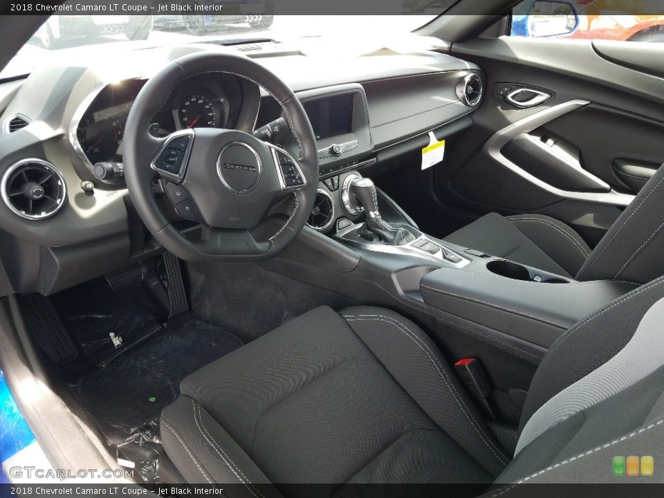Jet Black Interior Photo for the 2018 Chevrolet Camaro LT Coupe #121375319