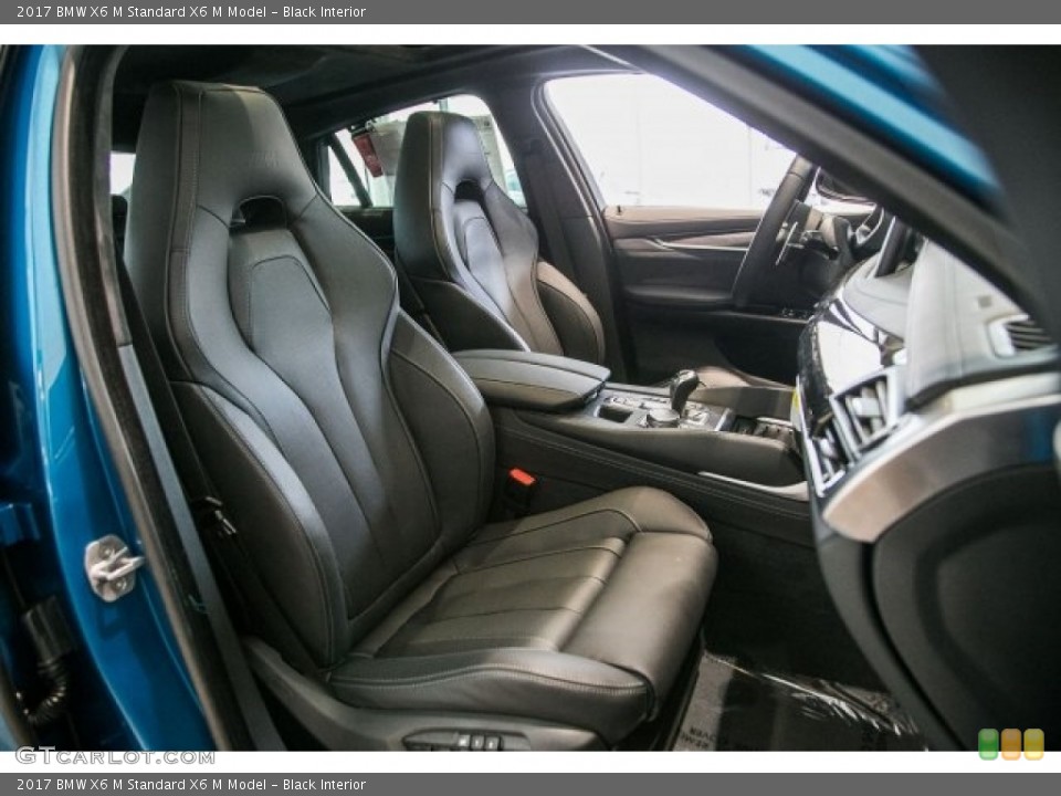 Black Interior Photo for the 2017 BMW X6 M  #121376072