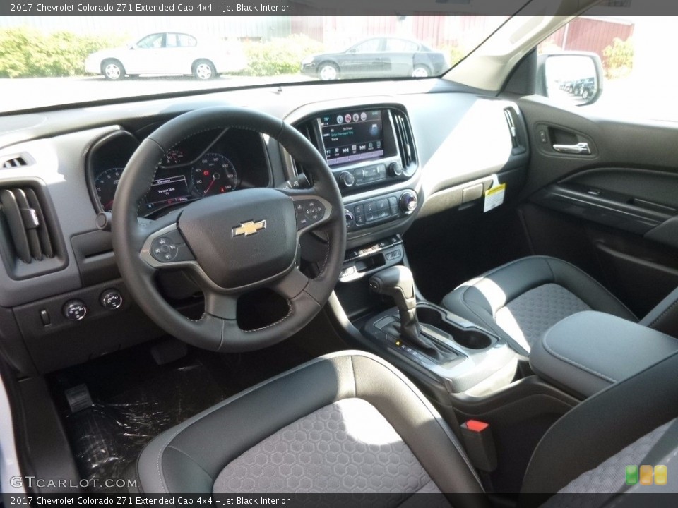 Jet Black Interior Photo for the 2017 Chevrolet Colorado Z71 Extended Cab 4x4 #121426334