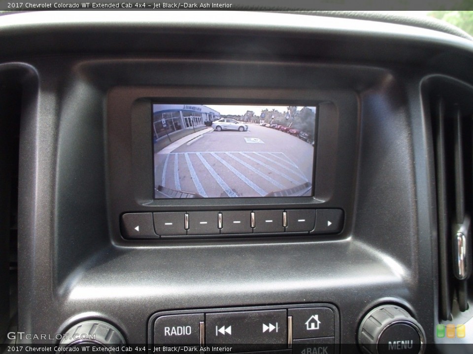 Jet Black/­Dark Ash Interior Controls for the 2017 Chevrolet Colorado WT Extended Cab 4x4 #121433108