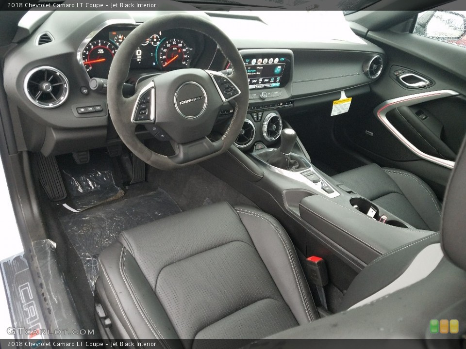 Jet Black Interior Photo for the 2018 Chevrolet Camaro LT Coupe #121441625