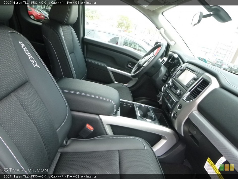 Pro 4X Black Interior Photo for the 2017 Nissan Titan PRO-4X King Cab 4x4 #121442081