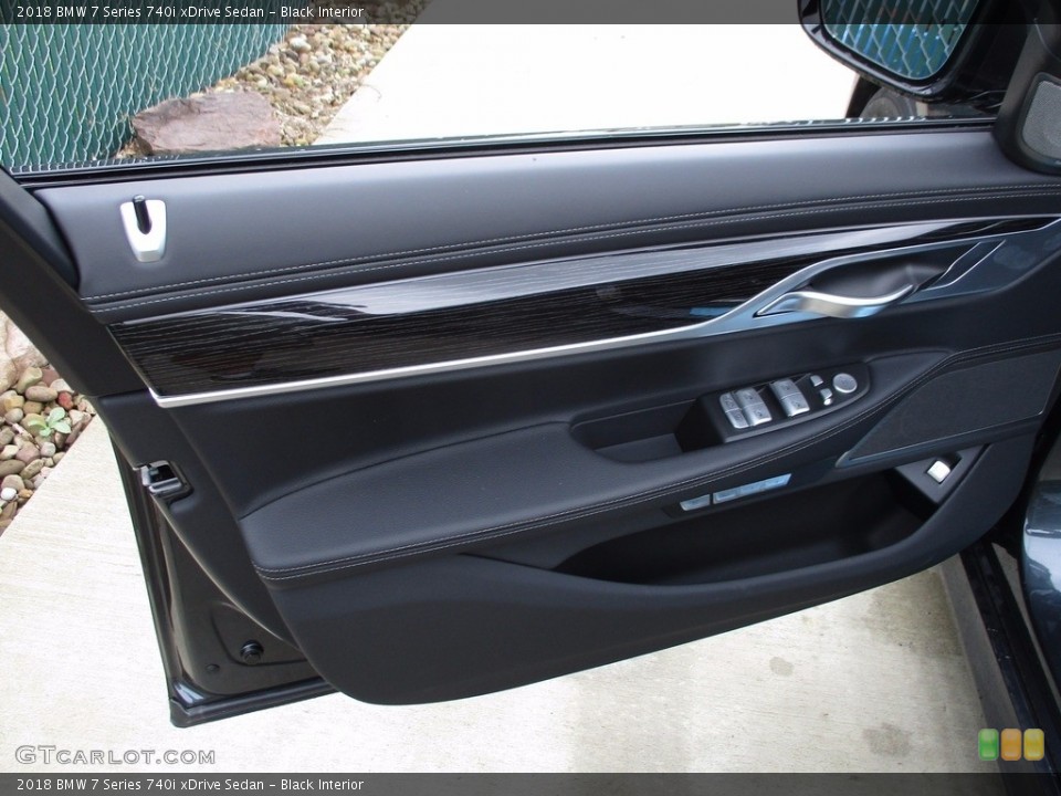 Black Interior Door Panel for the 2018 BMW 7 Series 740i xDrive Sedan #121479995