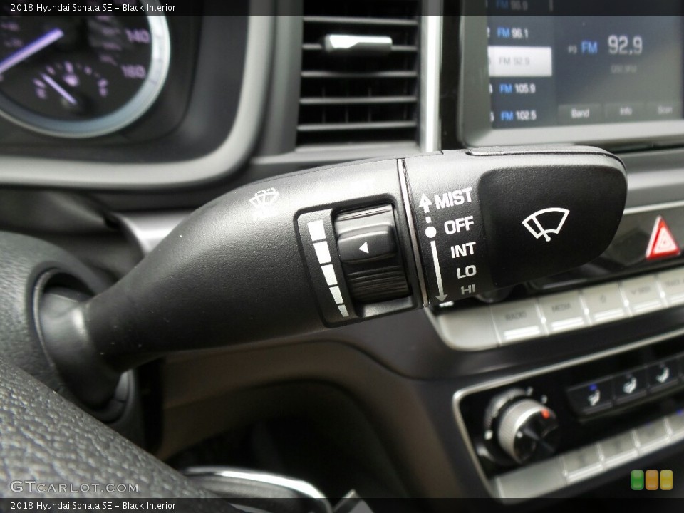 Black Interior Controls for the 2018 Hyundai Sonata SE #121515914