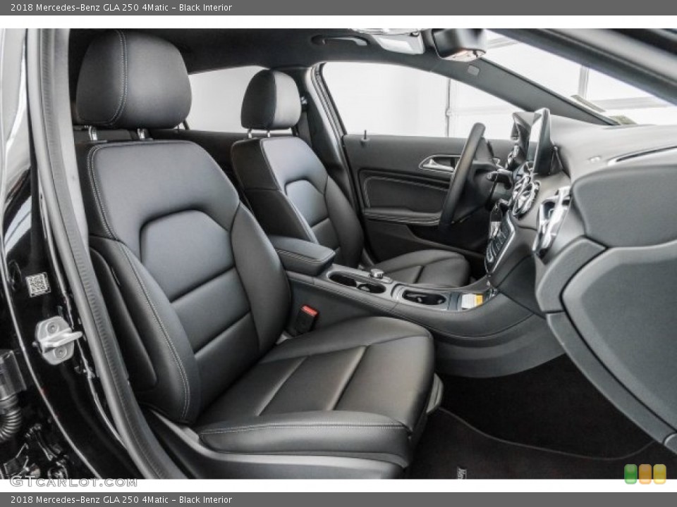 Black Interior Photo for the 2018 Mercedes-Benz GLA 250 4Matic #121535147