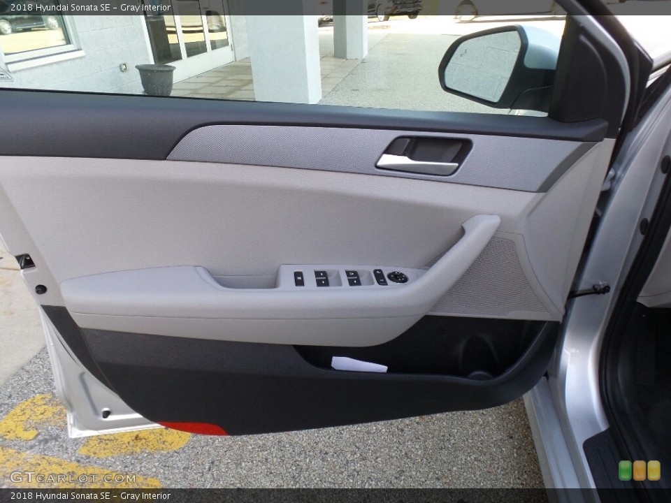 Gray Interior Door Panel for the 2018 Hyundai Sonata SE #121566480
