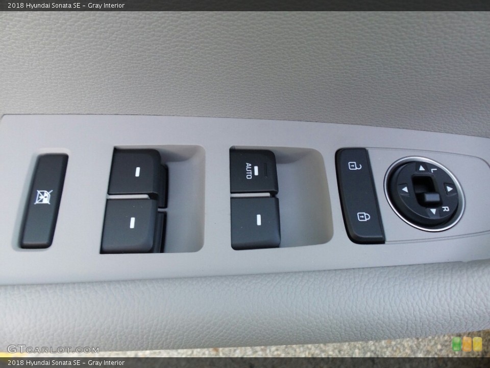 Gray Interior Controls for the 2018 Hyundai Sonata SE #121566507