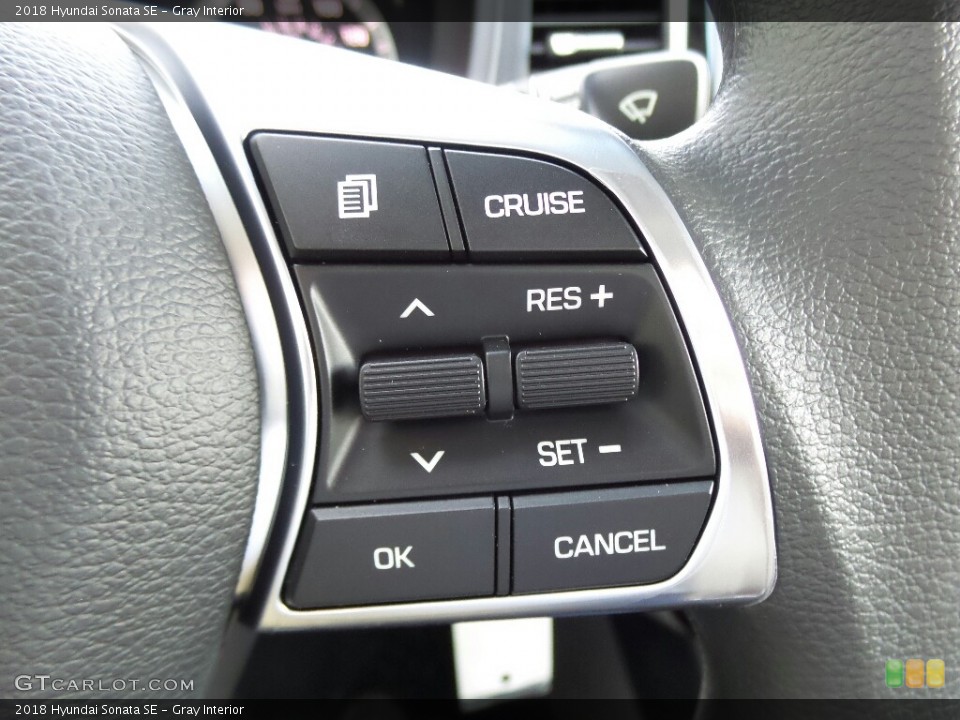 Gray Interior Controls for the 2018 Hyundai Sonata SE #121567656