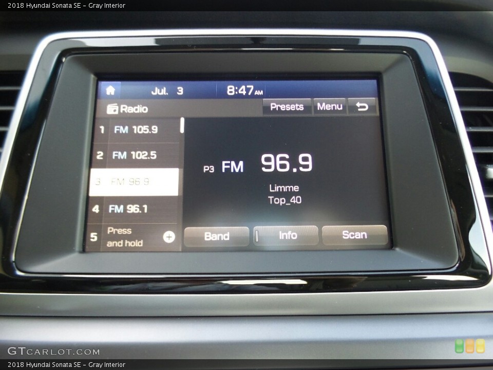 Gray Interior Audio System for the 2018 Hyundai Sonata SE #121567704