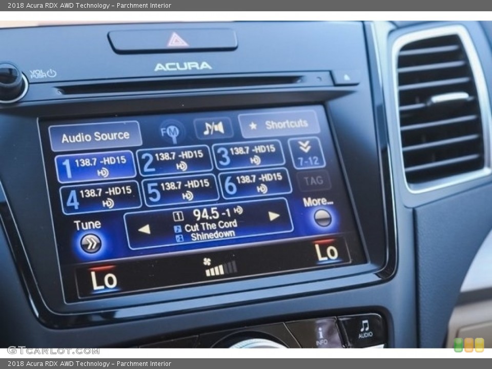 Parchment Interior Controls for the 2018 Acura RDX AWD Technology #121569241