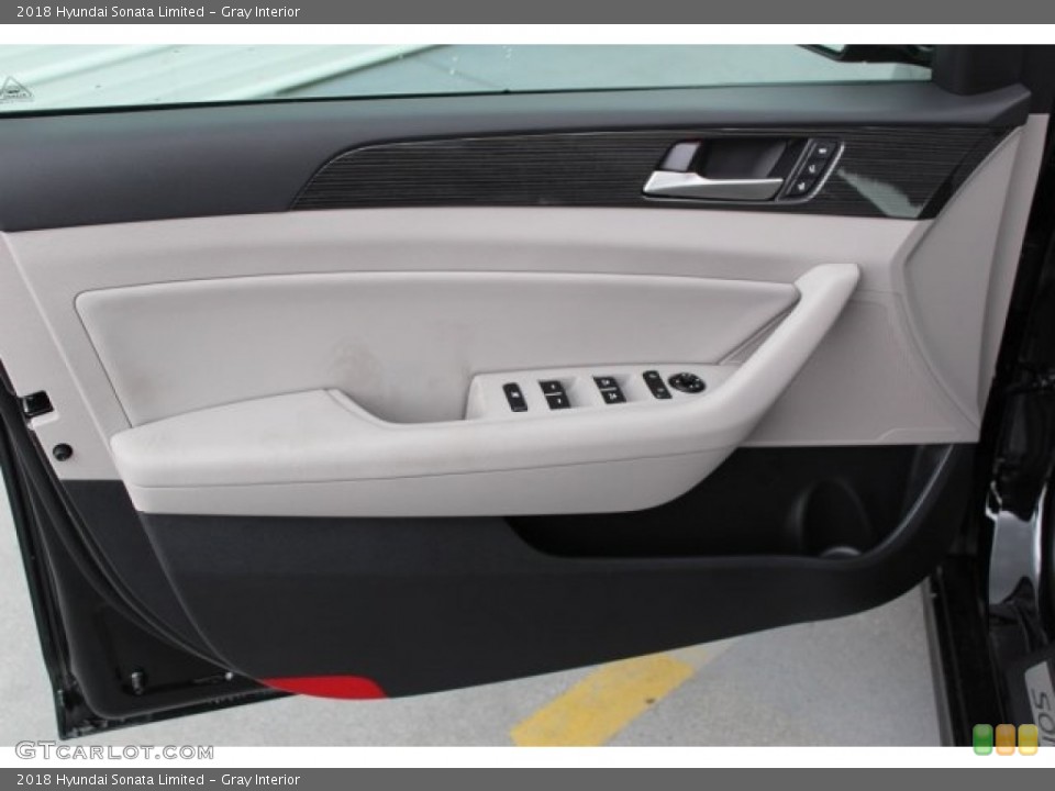 Gray Interior Door Panel for the 2018 Hyundai Sonata Limited #121583358
