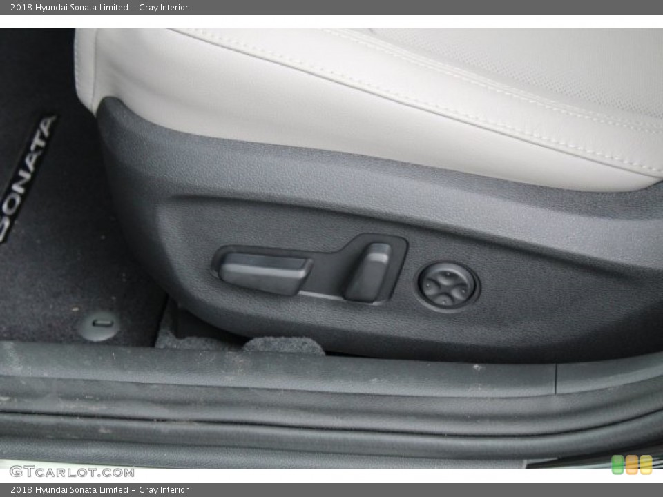 Gray Interior Controls for the 2018 Hyundai Sonata Limited #121583412