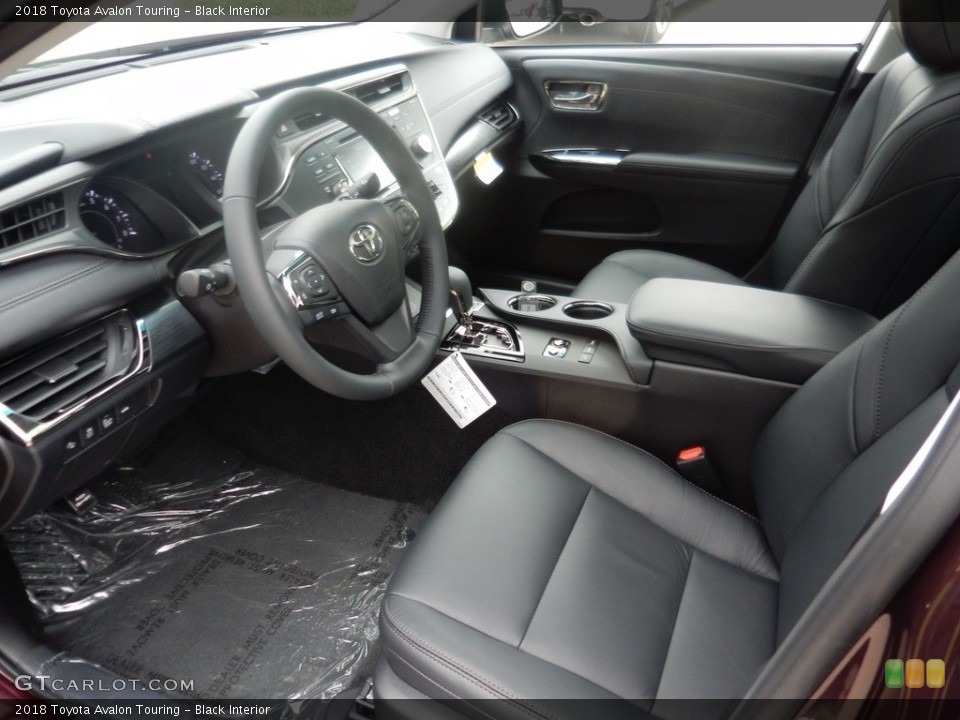 Black Interior Photo for the 2018 Toyota Avalon Touring #121640313