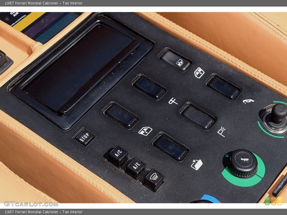 Tan Interior Controls for the 1987 Ferrari Mondial Cabriolet #121654359