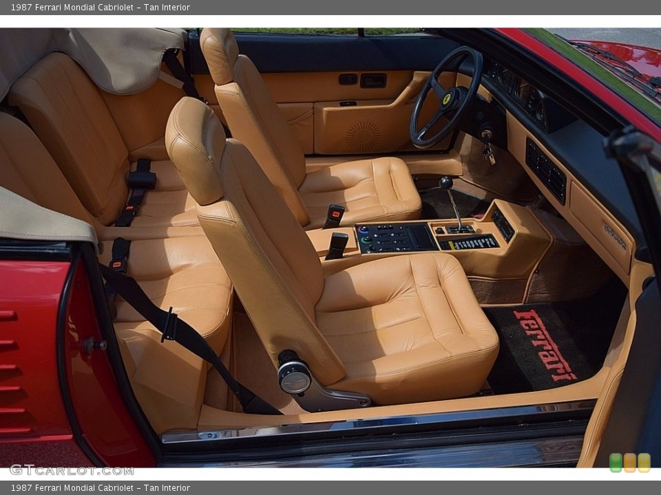 Tan Interior Photo for the 1987 Ferrari Mondial Cabriolet #121654530