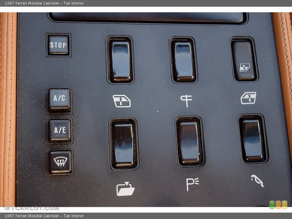 Tan Interior Controls for the 1987 Ferrari Mondial Cabriolet #121655442