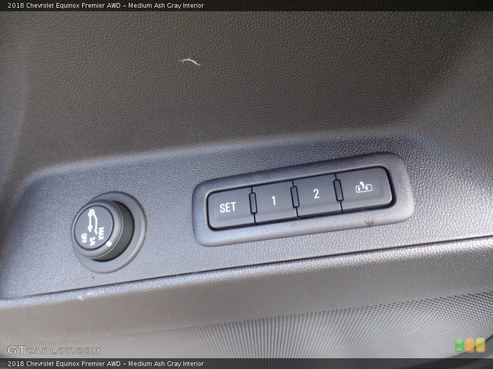 Medium Ash Gray Interior Controls for the 2018 Chevrolet Equinox Premier AWD #121664709
