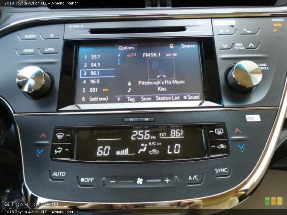 Almond Interior Controls for the 2018 Toyota Avalon XLE #121691708