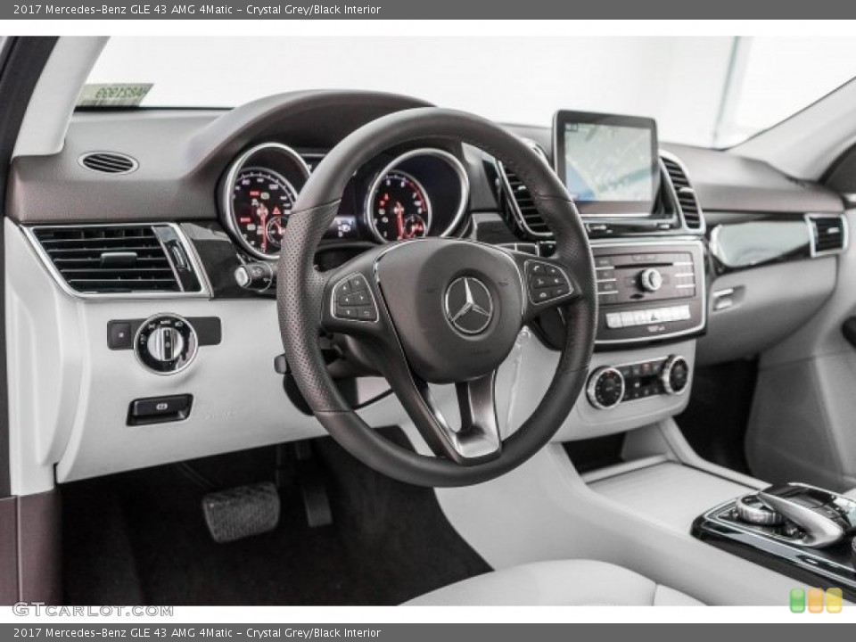 Crystal Grey/Black Interior Dashboard for the 2017 Mercedes-Benz GLE 43 AMG 4Matic #121717017
