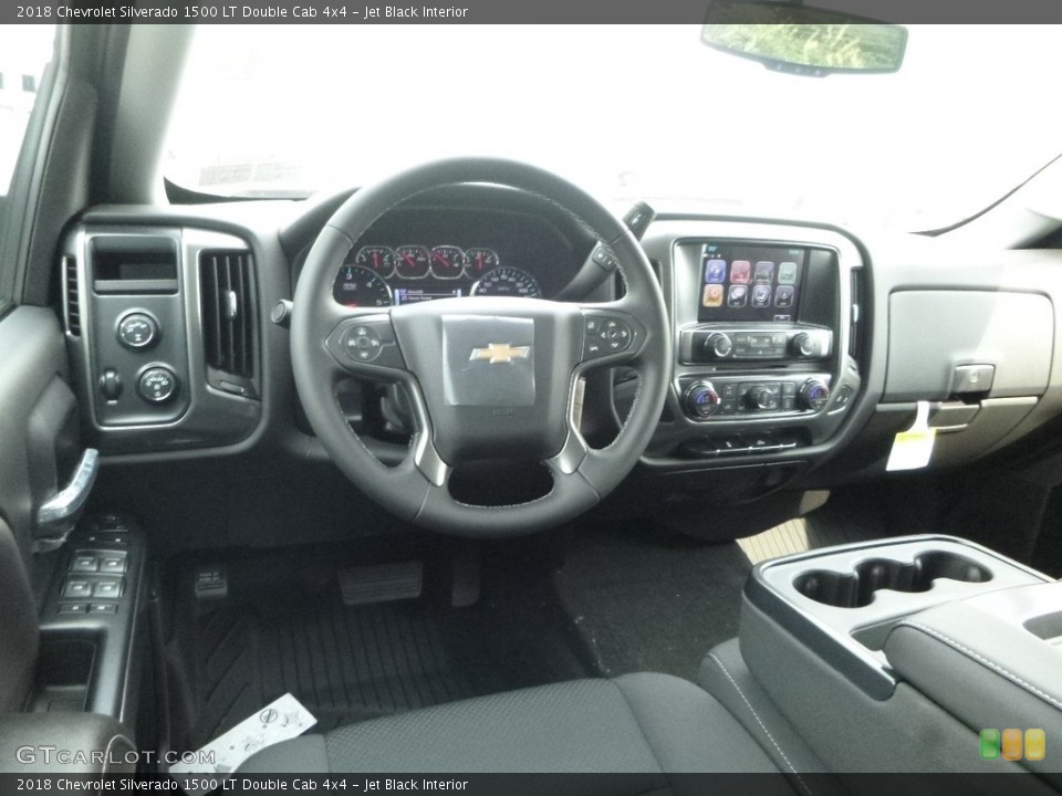 Jet Black Interior Dashboard for the 2018 Chevrolet Silverado 1500 LT Double Cab 4x4 #121749724