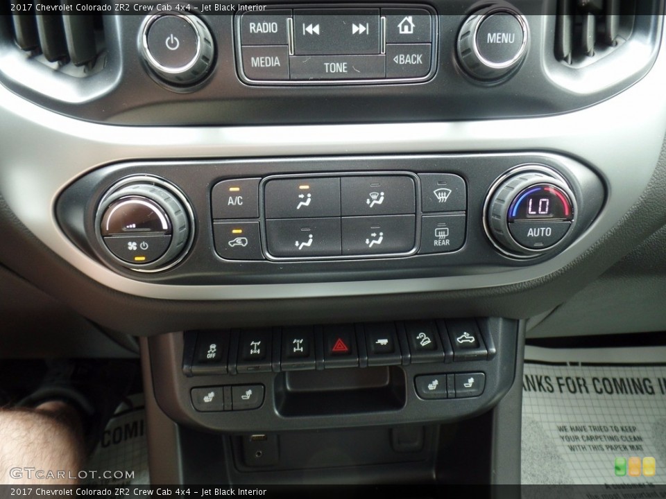 Jet Black Interior Controls for the 2017 Chevrolet Colorado ZR2 Crew Cab 4x4 #121794048