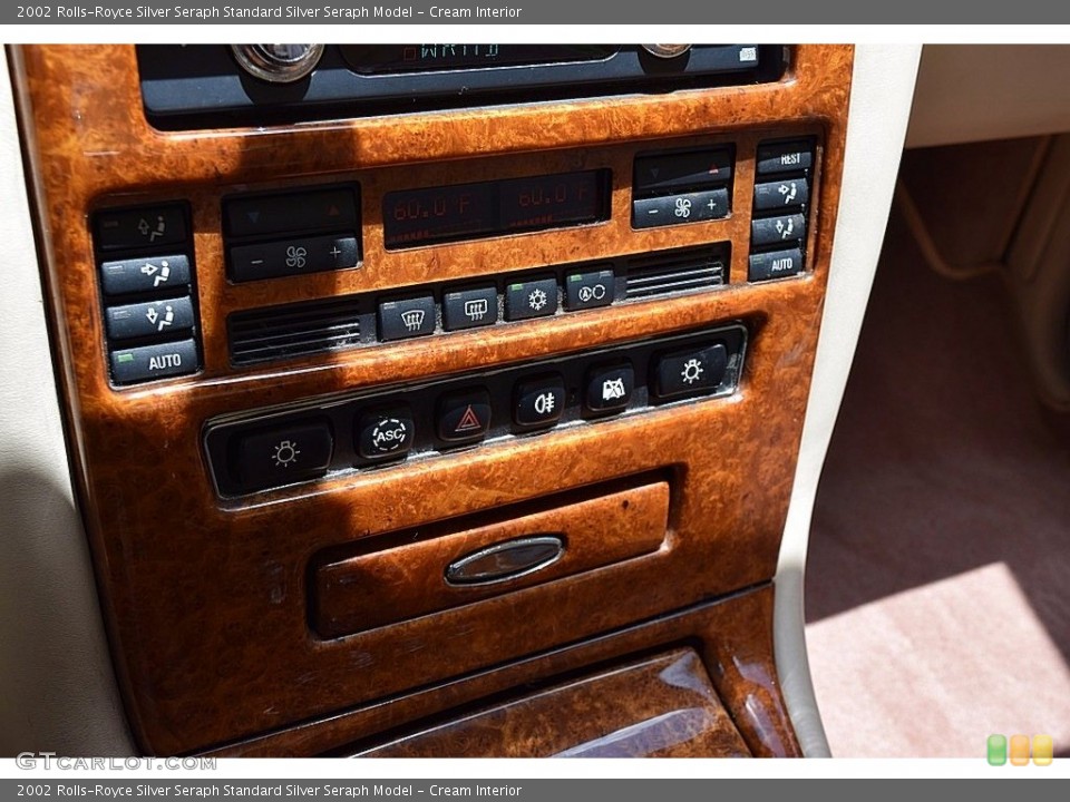 Cream Interior Controls for the 2002 Rolls-Royce Silver Seraph  #121811074