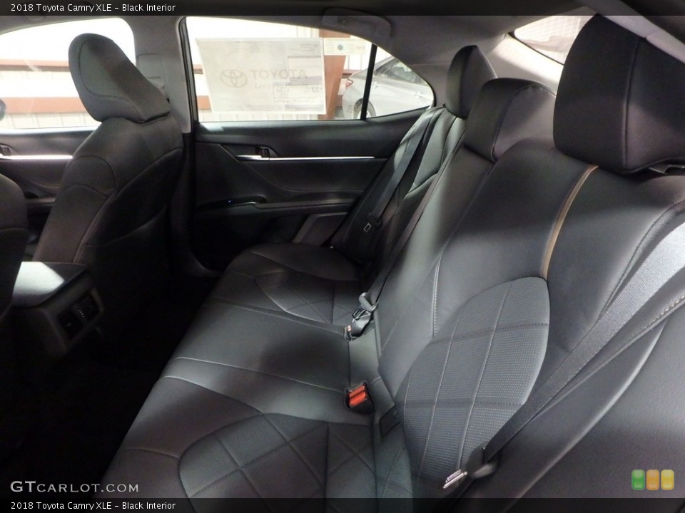 Black Interior Rear Seat for the 2018 Toyota Camry XLE #121811947