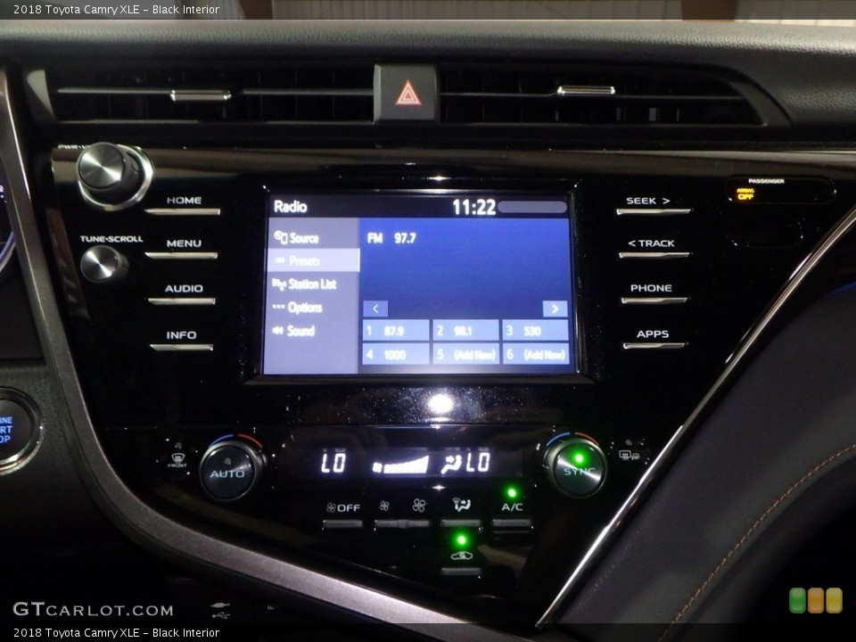 Black Interior Controls for the 2018 Toyota Camry XLE #121812073