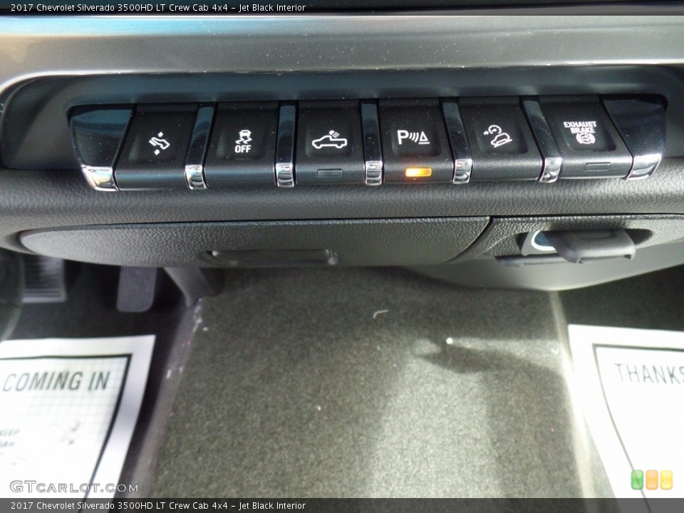 Jet Black Interior Controls for the 2017 Chevrolet Silverado 3500HD LT Crew Cab 4x4 #121857908