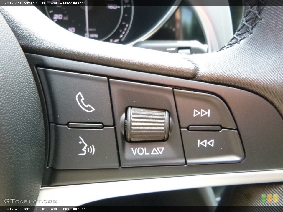 Black Interior Controls for the 2017 Alfa Romeo Giulia Ti AWD #121874527
