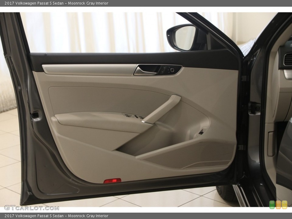 Moonrock Gray Interior Door Panel for the 2017 Volkswagen Passat S Sedan #121875973