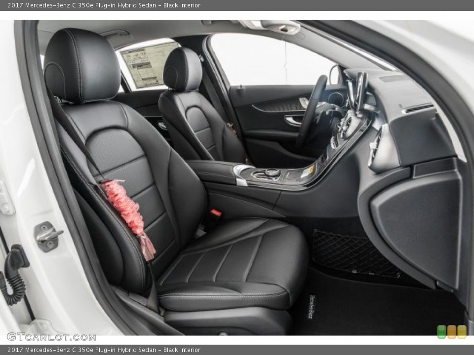Black Interior Photo for the 2017 Mercedes-Benz C 350e Plug-in Hybrid Sedan #121902028