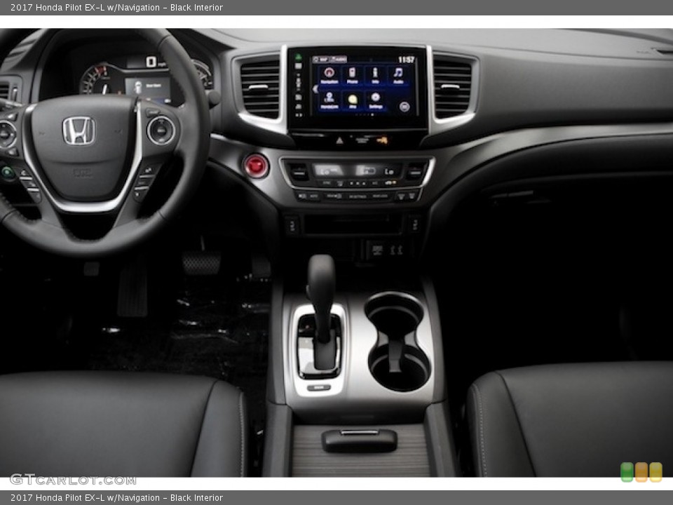 Black Interior Dashboard for the 2017 Honda Pilot EX-L w/Navigation #122010954
